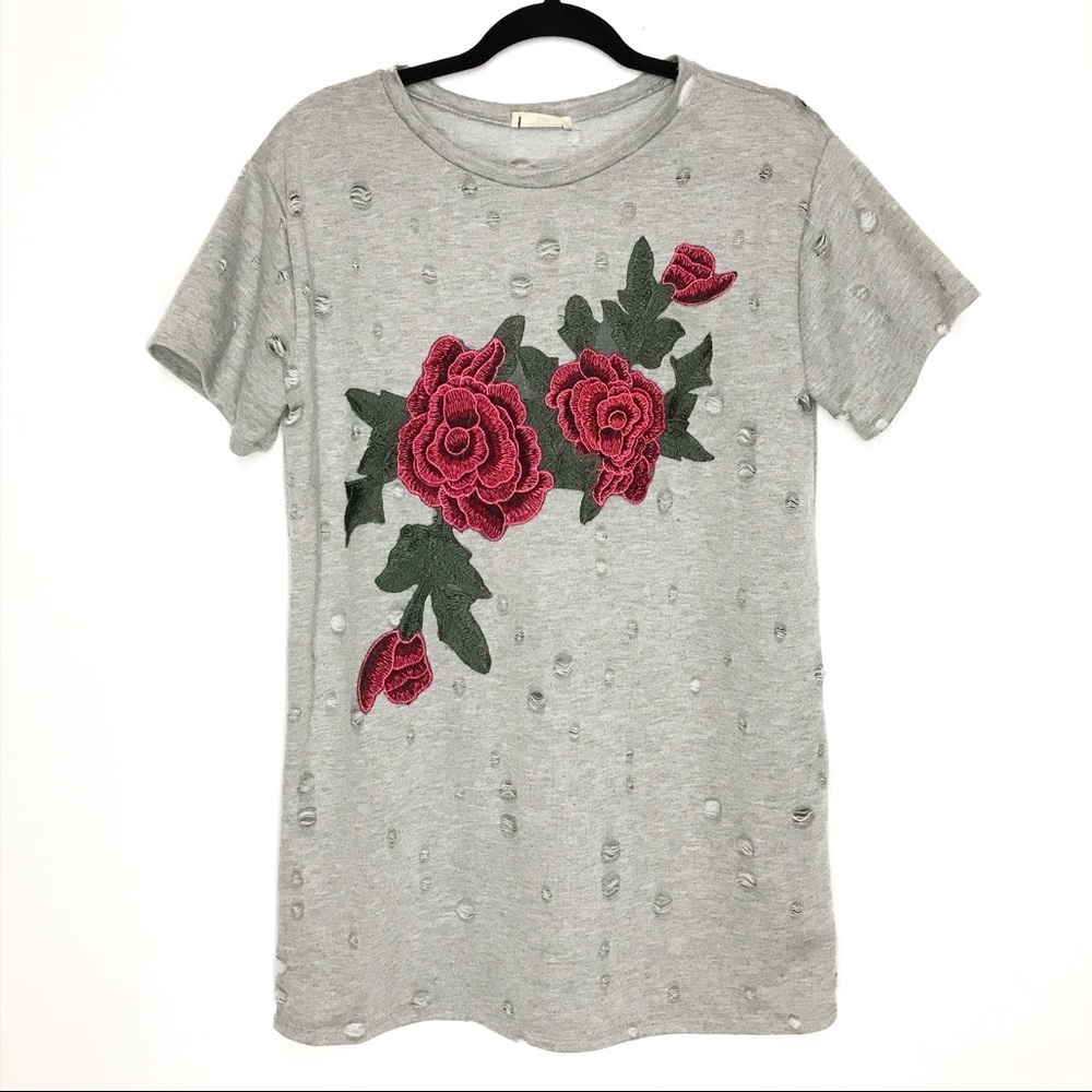 Local Lab 3D Rose‎ Embroidered Distressed SS Top